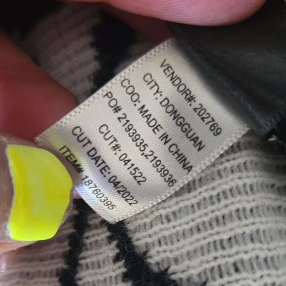 Hot Topic Black and White Cardigan Sweater with Geometric Patterns - Picture 7 of 7